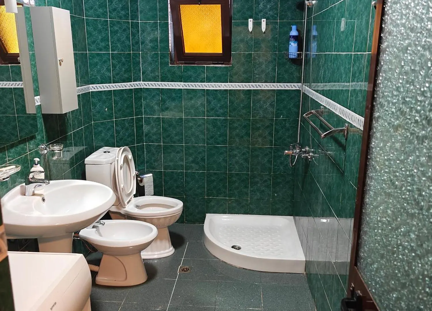 Apartment Leti'S Flat 5 Min From Bllok And From Lake Tirana Albania
